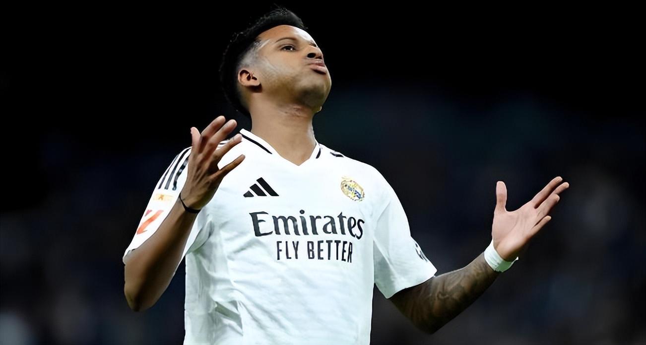 开云官网-意外！国安队左后卫位置不缺人，为何球队还要挖走大连英博飞翼