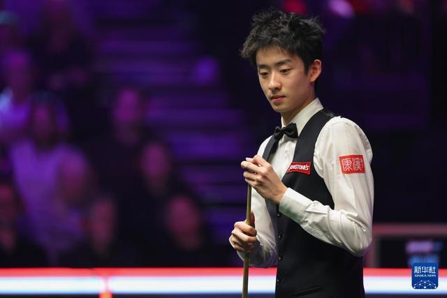 开云体育官网-吴宜泽：我的球杆皮头和爸爸是有感情的